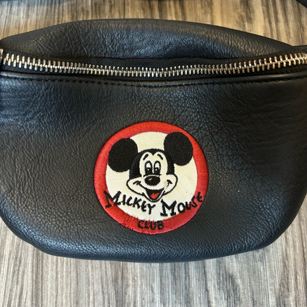 Loungefly Mickey Mouse Club hip pack - Picture 3 of 8